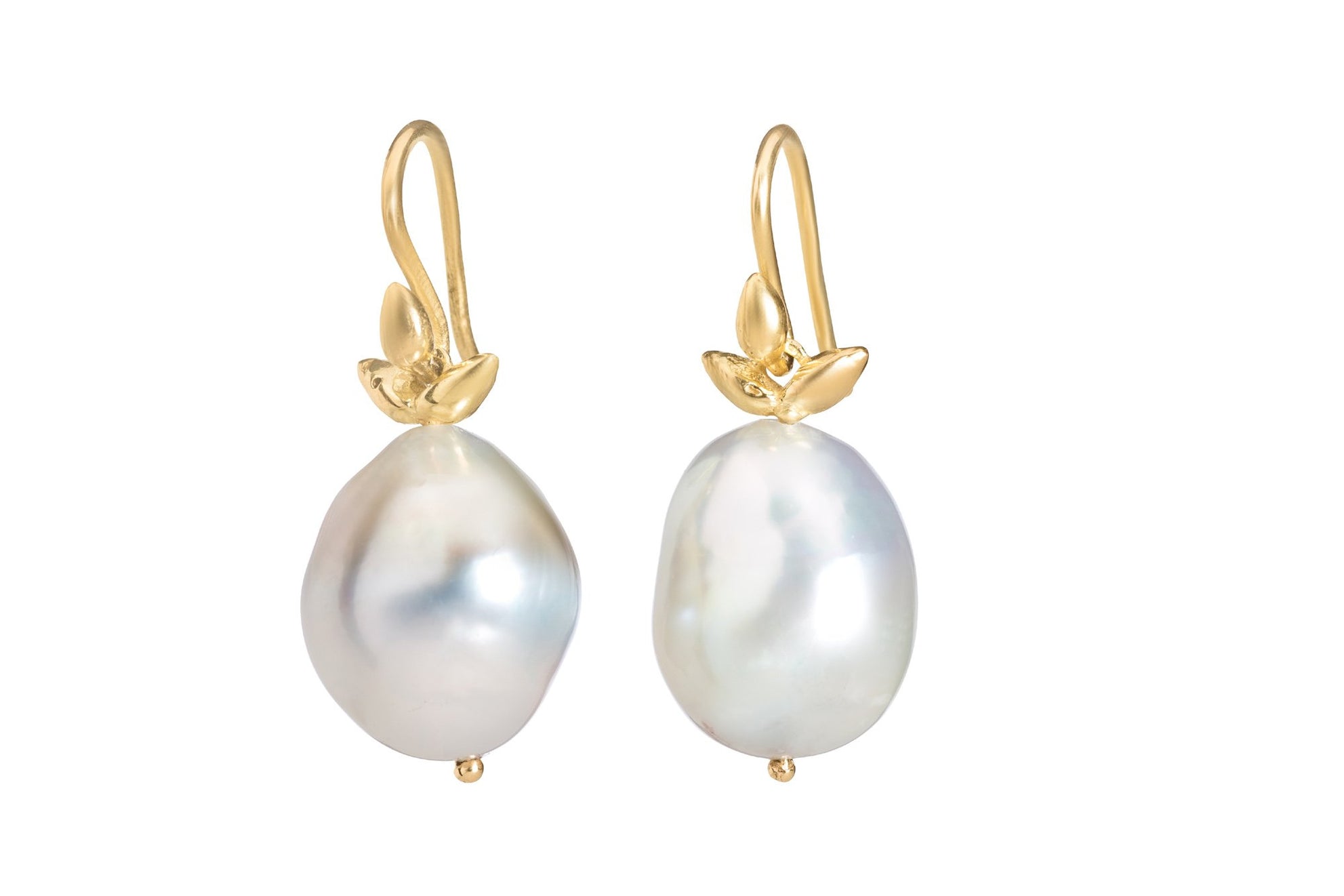 Silver Grey South Sea Baroque Earring