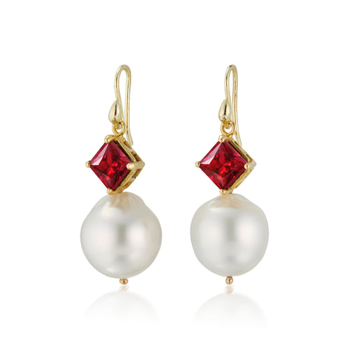 White South Sea Garnet 18k Earrings