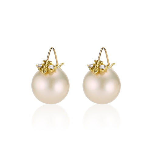 14mm Creamy Round Freshwater Pearl, 18k Diamond Eyed Flyers