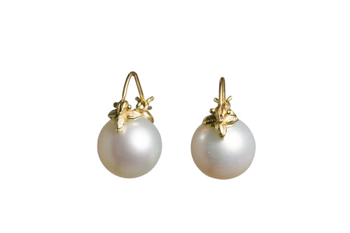 White South Sea Pearl (10.8-11mm)18k Flyer Earrings
